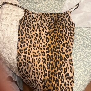 Forever 21 Cheetah Print Dress ✨⭐️